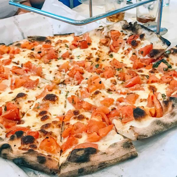 pepes fresh tomato pizza.jpg